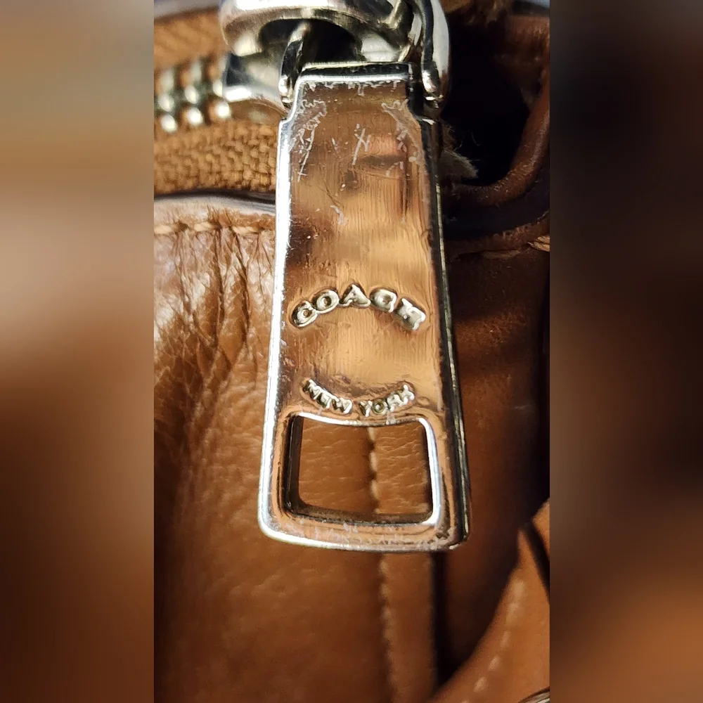 Coach Chelsea Distressed Tan Leather Shoulder Bag - Picture 7 of 14